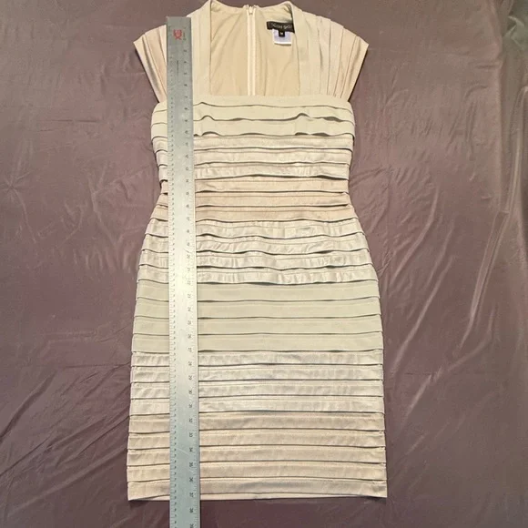 Tadashi Shoji Cap Sleeve Gold/Cream Shutter Pleat Ombre Midi Dress Medium $295 - Picture 10 of 12